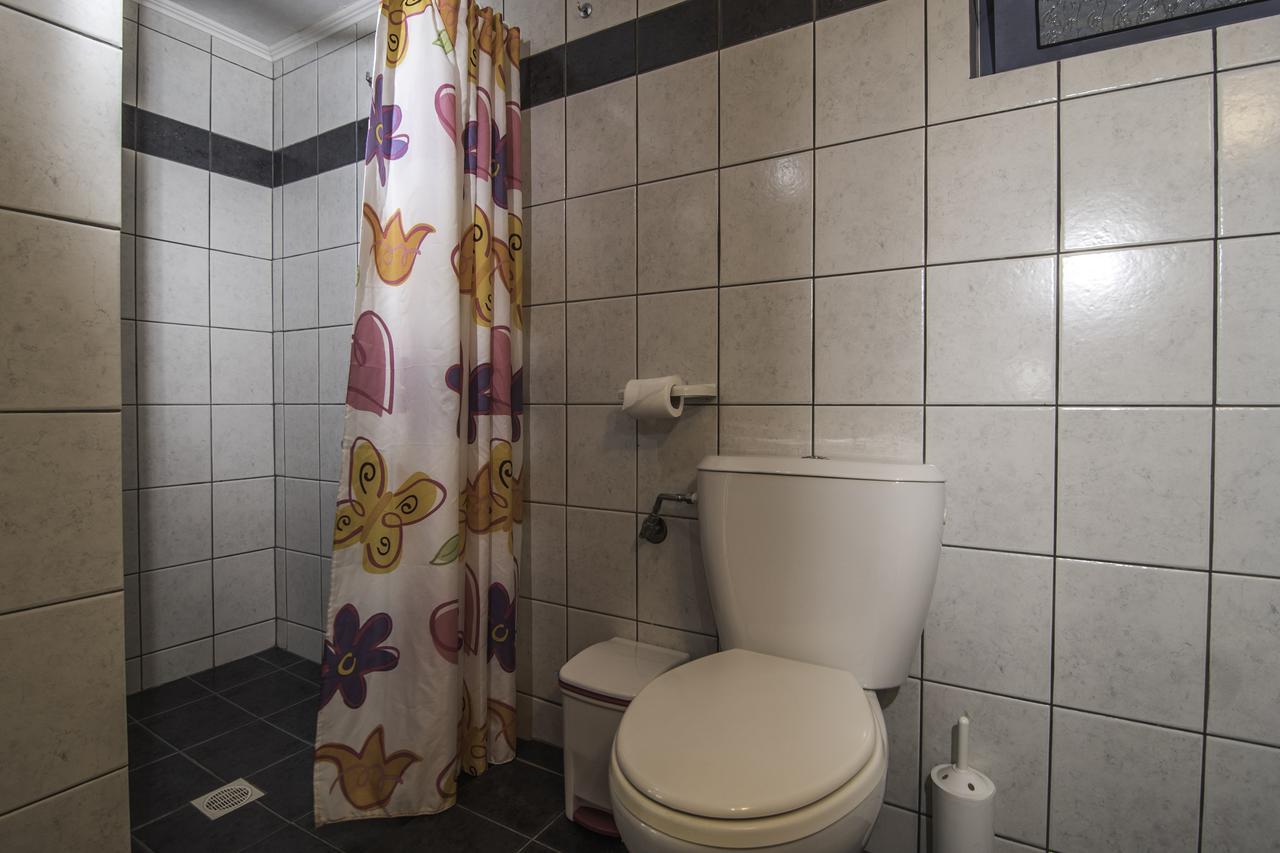 Roula Apartments Paleokhóra Eksteriør bilde