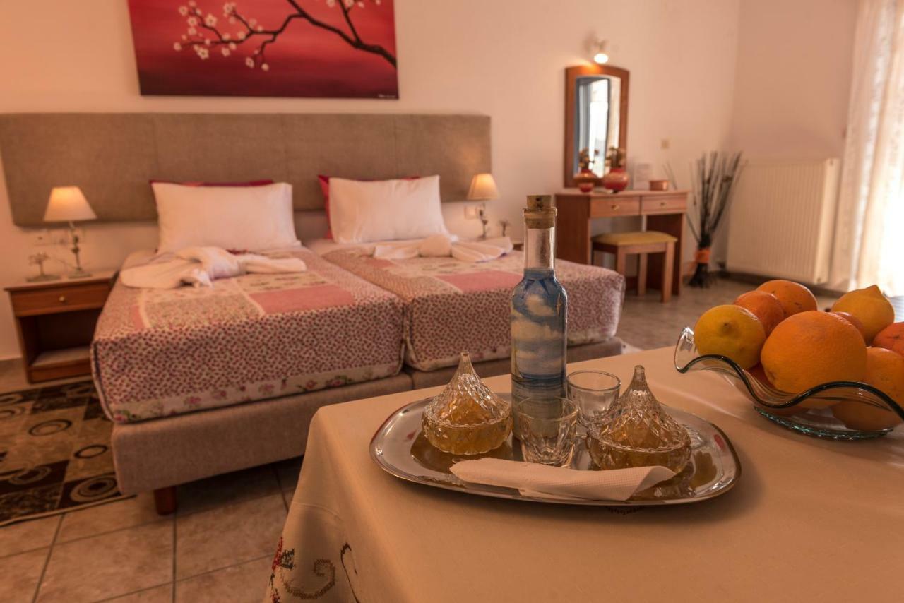 Roula Apartments Paleokhóra Eksteriør bilde
